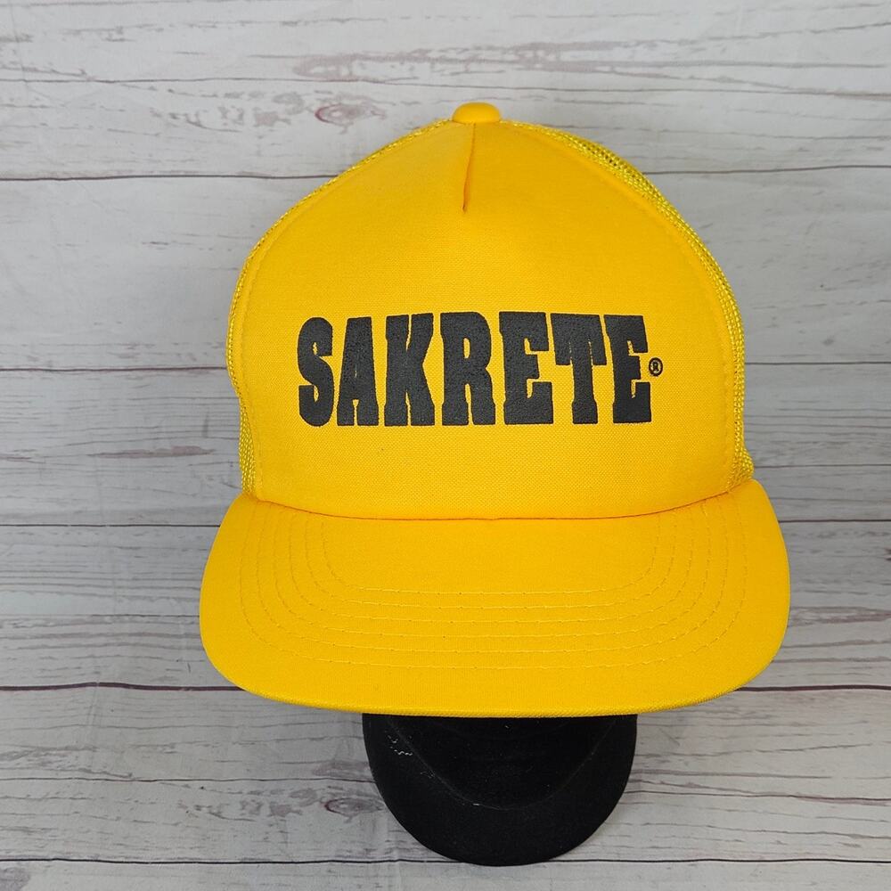 Vintage SAKRETE Trucker Hat Men's One Size Adjustable Yellow Black Mesh Snapback